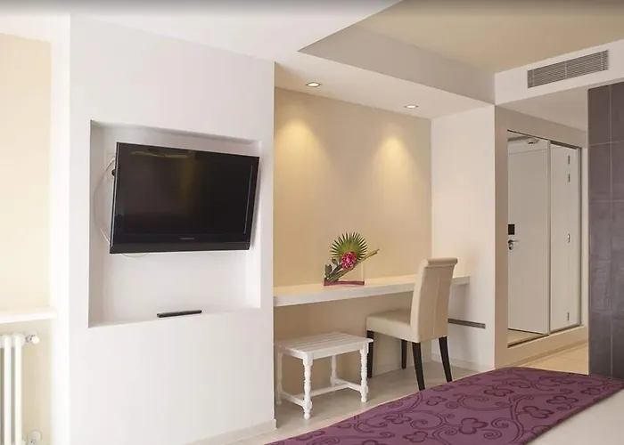 La Terrassa Hotel