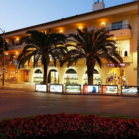 ホテル La Terrassa