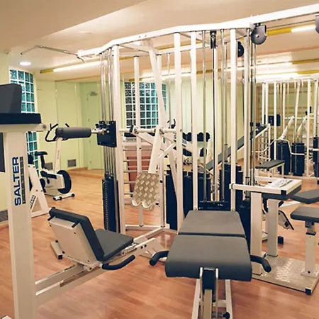 ホテル La Terrassa 3*