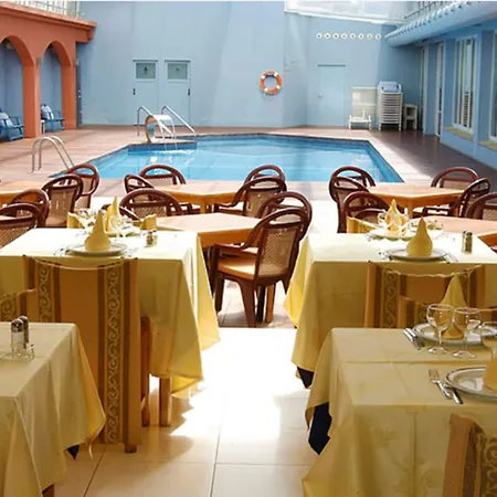 La Terrassa ホテル